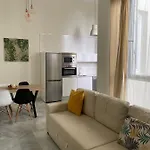 Nuevo En Casa Tipo Palacio Cádiz