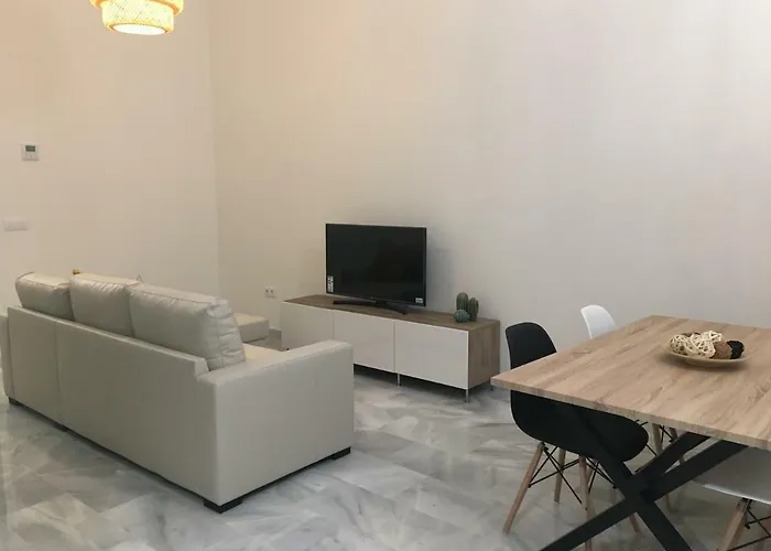 Апартаменти Nuevo En Casa Tipo Palacio Кадіс